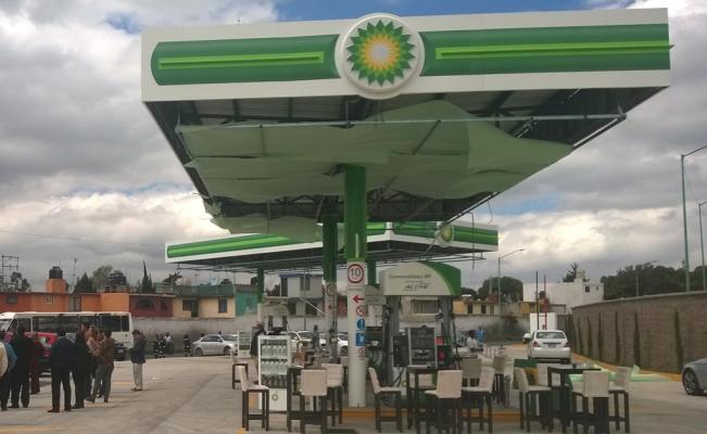 Inauguran nueva gasolinera de British Petroleum en Cuautitlán Izcalli